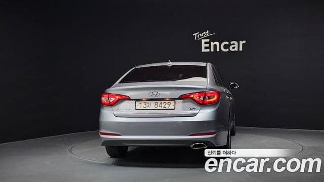 Hyundai LF Sonata LPI Smart(для людей с инвалидностью), 2016 4