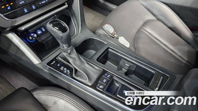 Hyundai LF Sonata LPI Smart(для людей с инвалидностью), 2016 9