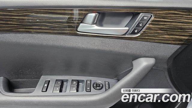 Hyundai LF Sonata LPI Smart(для людей с инвалидностью), 2016 12