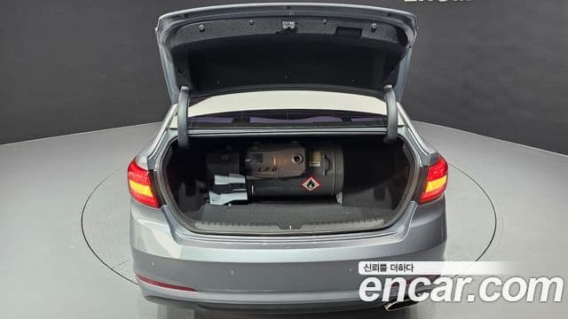 Hyundai LF Sonata LPI Smart(для людей с инвалидностью), 2016 20