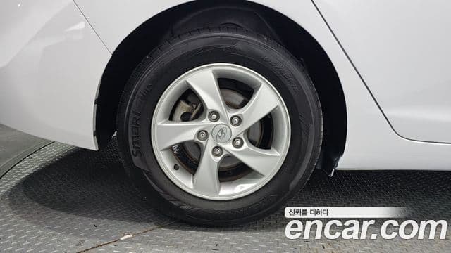 Hyundai The / новый New Avante 빌트인캠2 — базовая версия - Built-in Cam 2, 2015 все фото