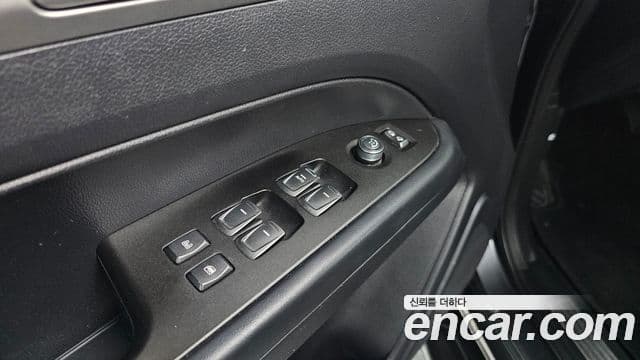 KG모빌리티(SsangYong) Rexton Sport 칸 Pioneer X (Leaf), 2019 17