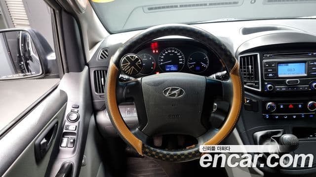 Hyundai Grand Starex Smart, 2017 13