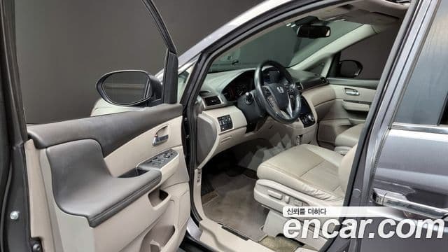 Honda Odyssey 4세대, 2015 10