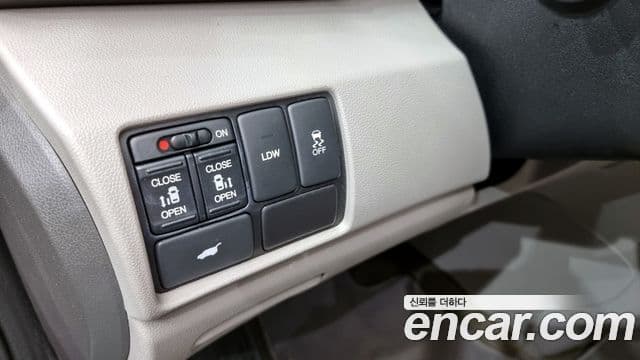 Honda Odyssey 4세대, 2015 15