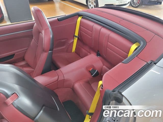 Porsche 911 (992) Carrera S кабриолет, 2021 12