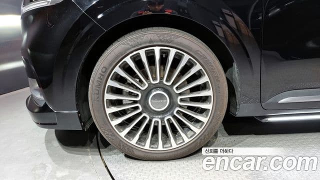 Kia Carnival 4세대 бензин 7인승 High Limousine(компания по спецнадстройкам), 2022 все фото