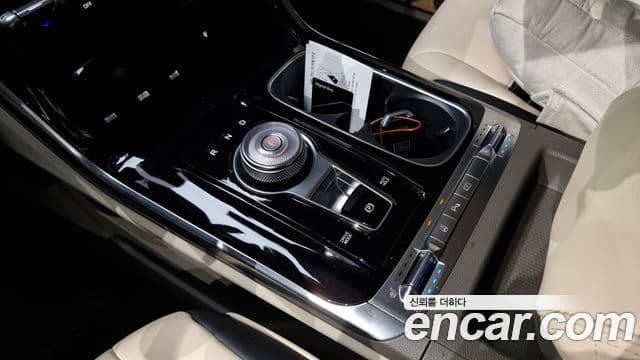 Kia Carnival 4세대 бензин 7인승 High Limousine(компания по спецнадстройкам), 2022 9