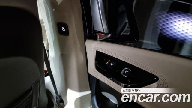Kia Carnival 4세대 бензин 7인승 High Limousine(компания по спецнадстройкам), 2022 18