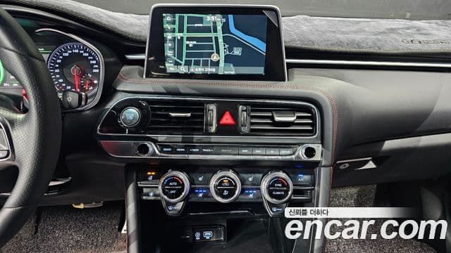 Genesis G70 Sport пакет, 2019 15