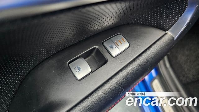 Genesis G70 Sport пакет, 2019 18