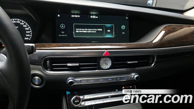 Genesis G90 Premium Luxury, 2019 14