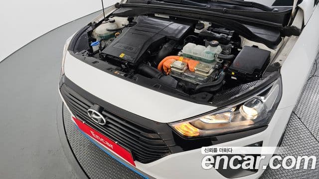 Hyundai Ioniq гибрид, 2019 6