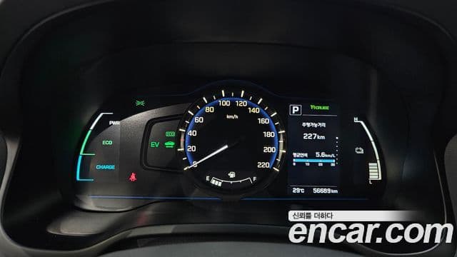 Hyundai Ioniq гибрид, 2019 8