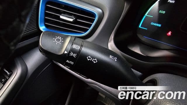 Hyundai Ioniq гибрид, 2019 18