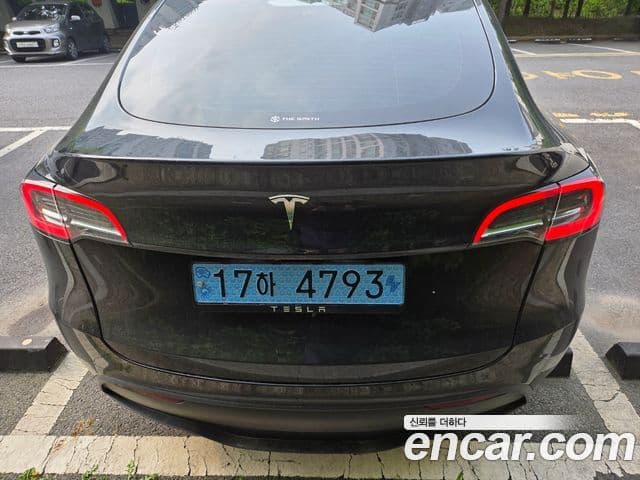 Tesla модель Y, 2024 4