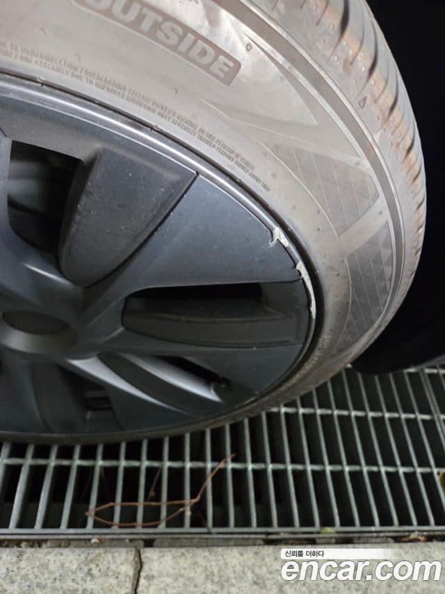 Tesla модель Y, 2024 7