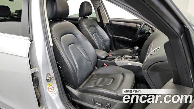 Audi New A4 B8, 2010 12