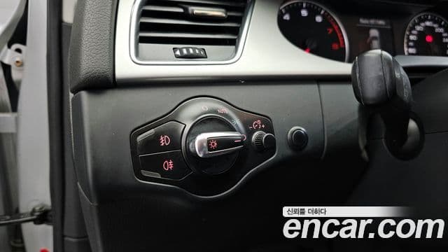 Audi New A4 B8, 2010 15