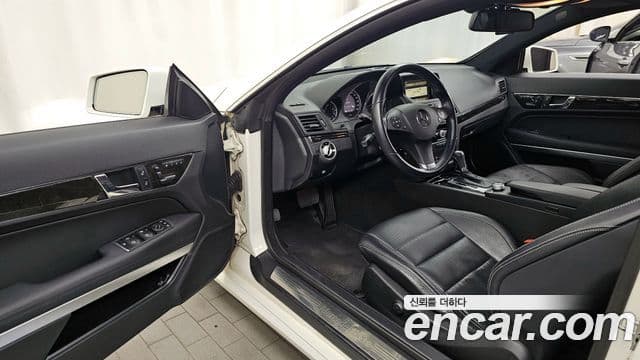 Mercedes-Benz E-класс W212 E350 купе, 2011 10