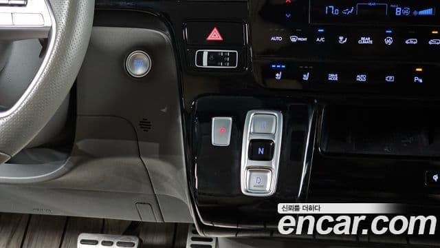 Hyundai Staria Inspiration, 2022 9