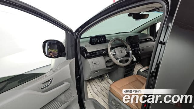 Hyundai Staria Inspiration, 2022 11