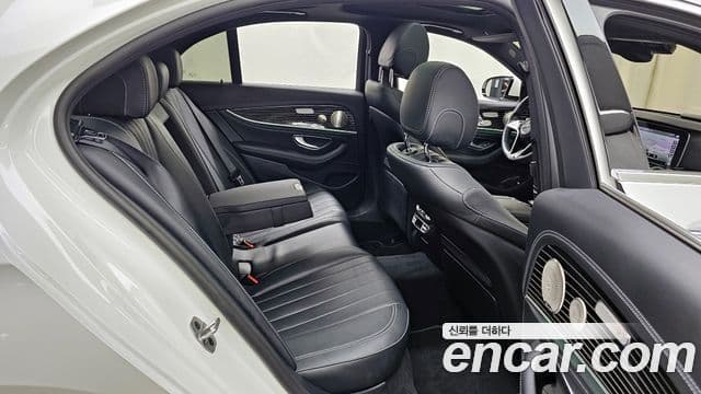 Mercedes-Benz E-класс W213 Exclusive, 2022 12