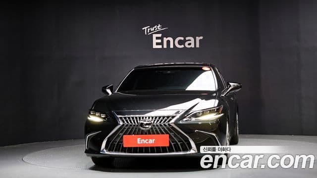 Lexus ES300h 7세대 Executive, 2023 3