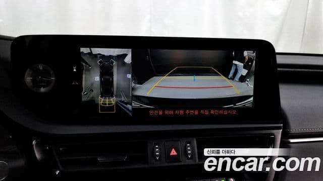 Lexus ES300h 7세대 Executive, 2023 15