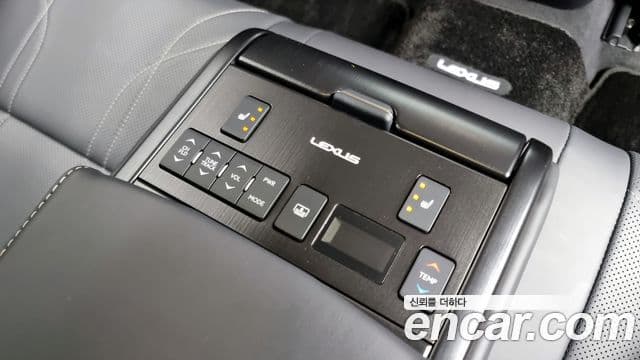 Lexus ES300h 7세대 Executive, 2023 19
