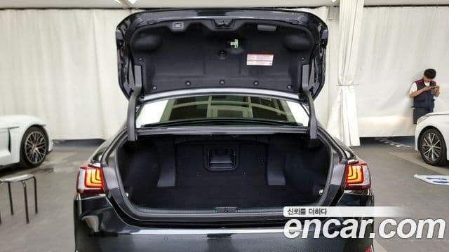Lexus ES300h 7세대 Executive, 2023 20