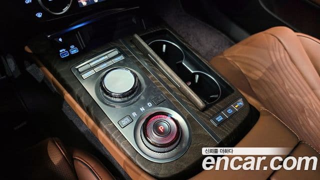 Genesis G80 (RG3) бензин 2.5 турбо AWD, 2024 9