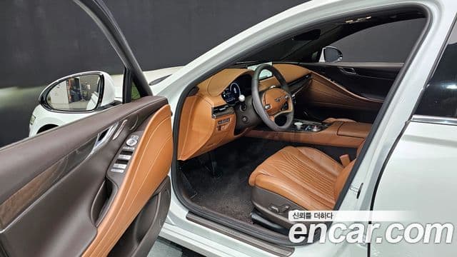 Genesis G80 (RG3) бензин 2.5 турбо AWD, 2024 10