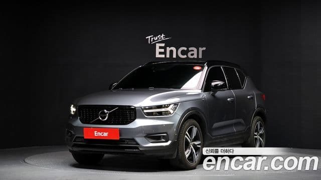 Volvo XC40 T4 R-Design, 2019 1