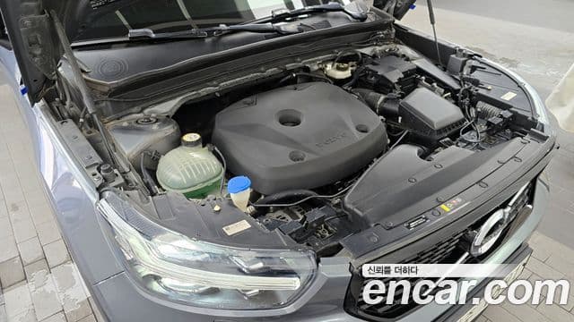 Volvo XC40 T4 R-Design, 2019 6