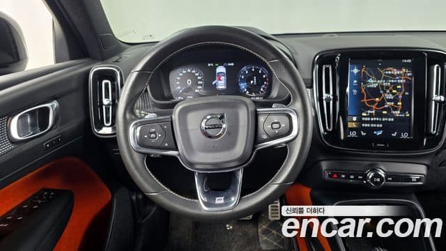 Volvo XC40 T4 R-Design, 2019 13