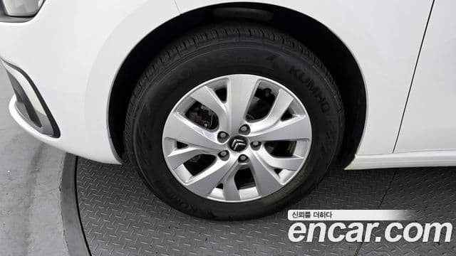 Ситроен / DS C4 피카소 1.6 B-HDI Feel (название комплектации), 2017 все фото