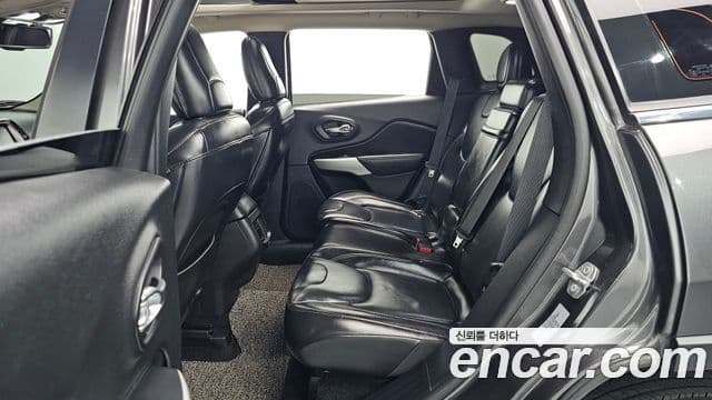 Jeep Cherokee(KL) 2.4 Longitude AWD, 2017 12