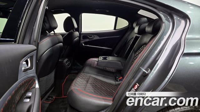 Genesis G70 Supreme, 2018 11