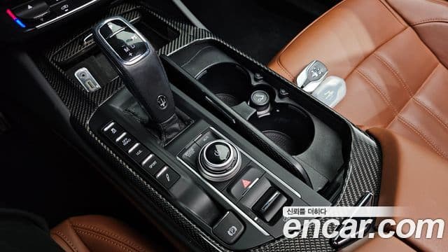 Maserati Levante 3.0 S AWD Modena, 2021 9