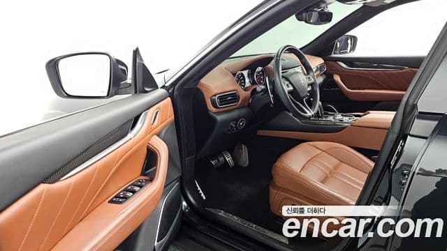 Maserati Levante 3.0 S AWD Modena, 2021 11