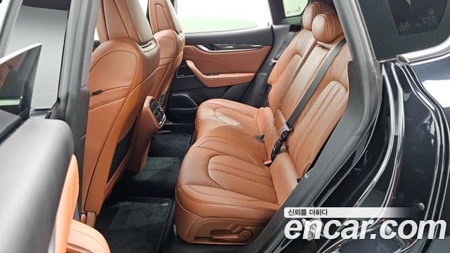 Maserati Levante 3.0 S AWD Modena, 2021 12