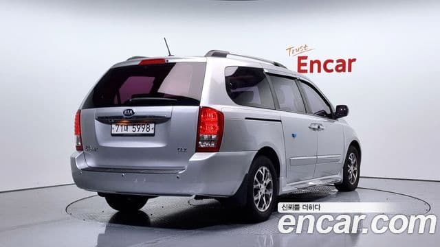 Kia Carnival R топовая версия, 2014 2