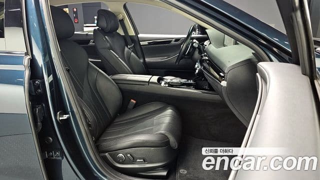 Genesis G80 (RG3) бензин 2.5 турбо 2WD, 2022 10