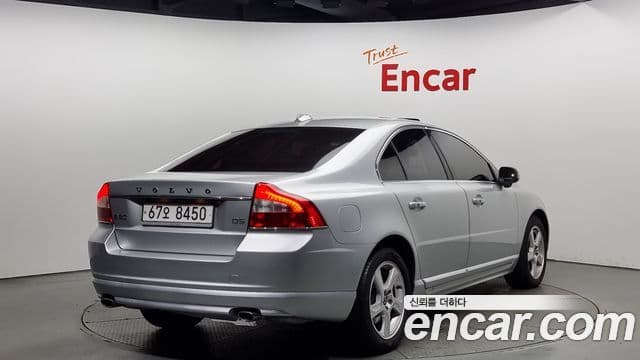 Volvo S80 2세대, 2011 2