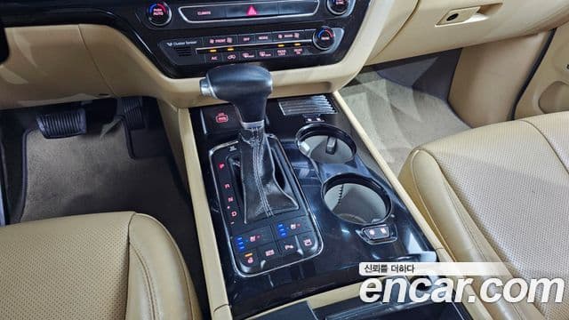 Kia All New Carnival Noblesse, 2017 9