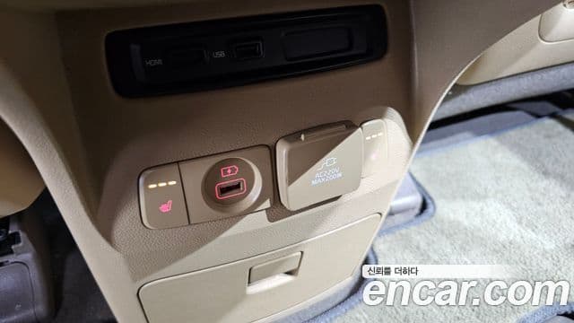 Kia All New Carnival Noblesse, 2017 18