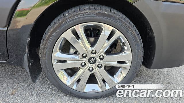 Hyundai 쏠라티 Luxury, 2023 все фото