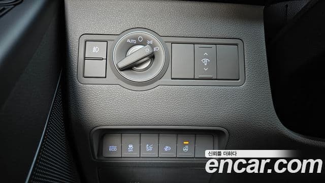 Hyundai 쏠라티 Luxury, 2023 16