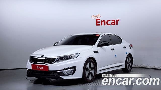 Kia K5 гибрид Noblesse, 2013 1